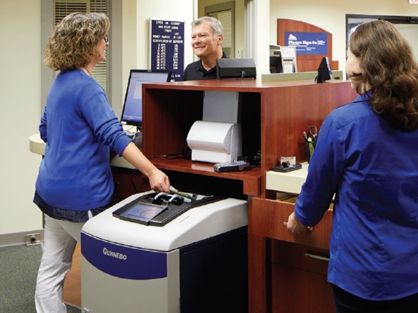 hilton hotel cash management
